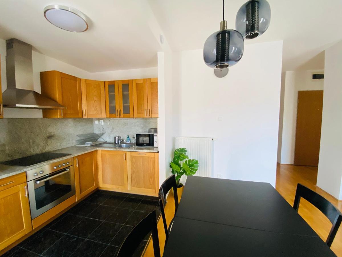K13 A4.4 Apartment Budapest Bagian luar foto
