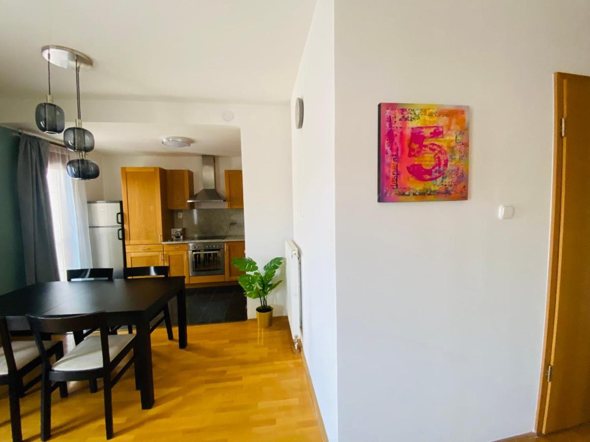 K13 A4.4 Apartment Budapest Bagian luar foto