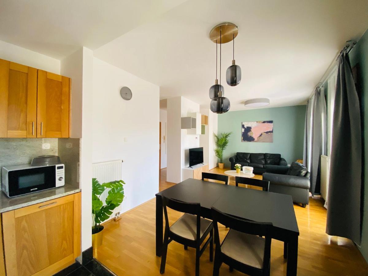 K13 A4.4 Apartment Budapest Bagian luar foto